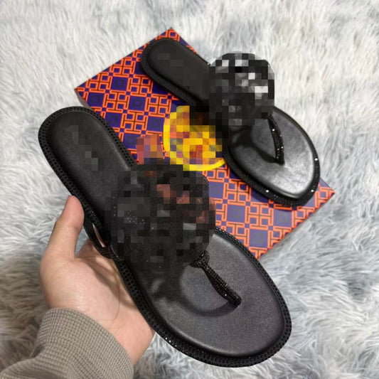 To*y B*rch Chanclas
